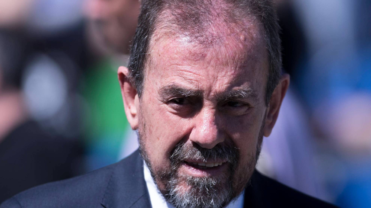 "Si yo soy el problema, ya sabe la afición lo que tiene que hacer..."