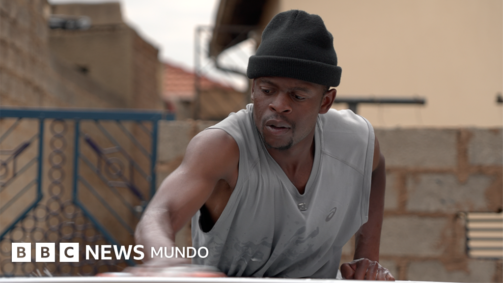 "Eres invisible, no existes": cómo es la vida de los millones de personas que no tienen certificado de nacimiento