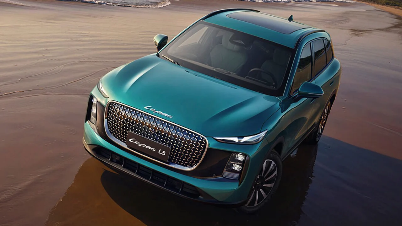 Este SUV híbrido enchufable chino quiere mirar de tú a tú al Audi Q5 con 1.300 km de autonomía y un precio inesperado