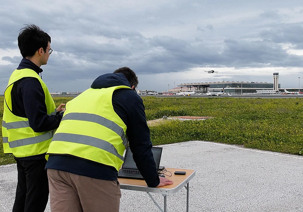 El aeropuerto de Málaga, pionero en el control aéreo de los drones
