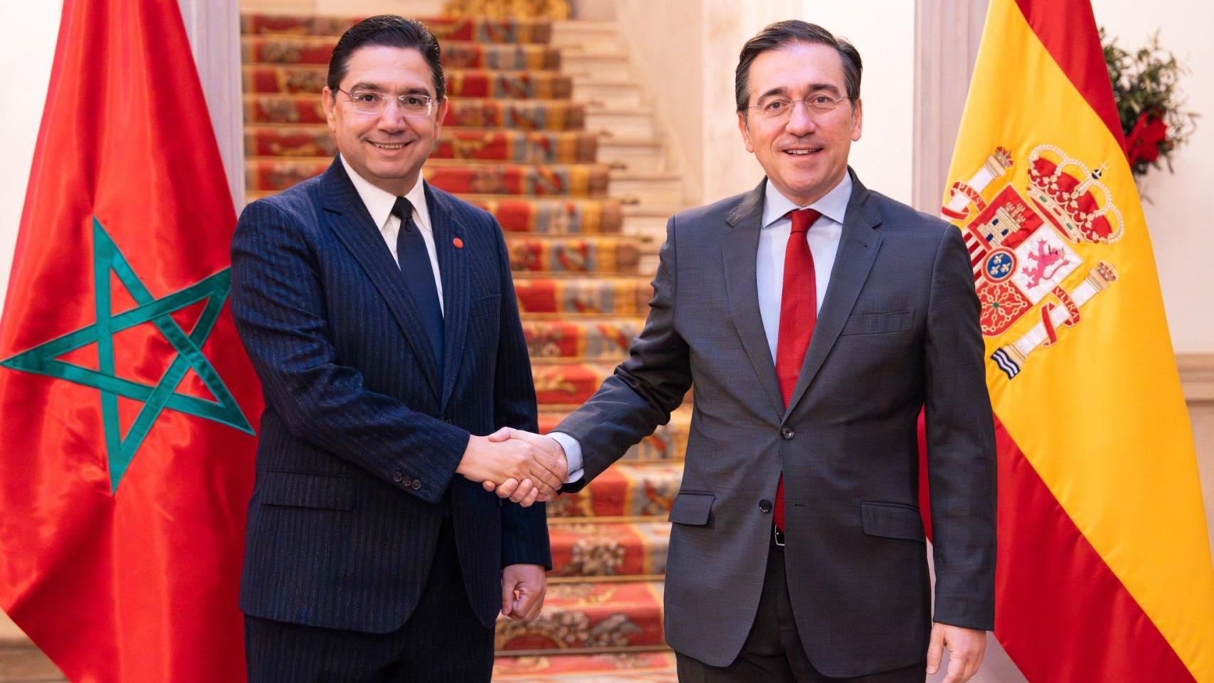 España habla por primera vez de "soberanía marroquí" del Sáhara pero olvida el problema de aduanas de Ceuta y Melilla