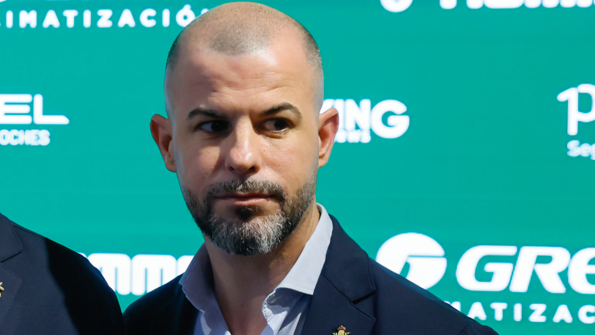 Manu Fajardo: "La prioridad para Pellegrini no era el delantero"