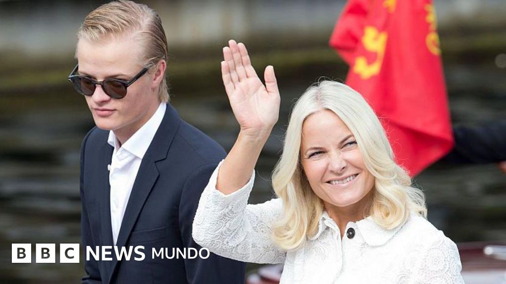 Un juicio por violación y los correos de la princesa a Jeffrey Epstein ponen bajo el escrutinio público a la familia real noruega