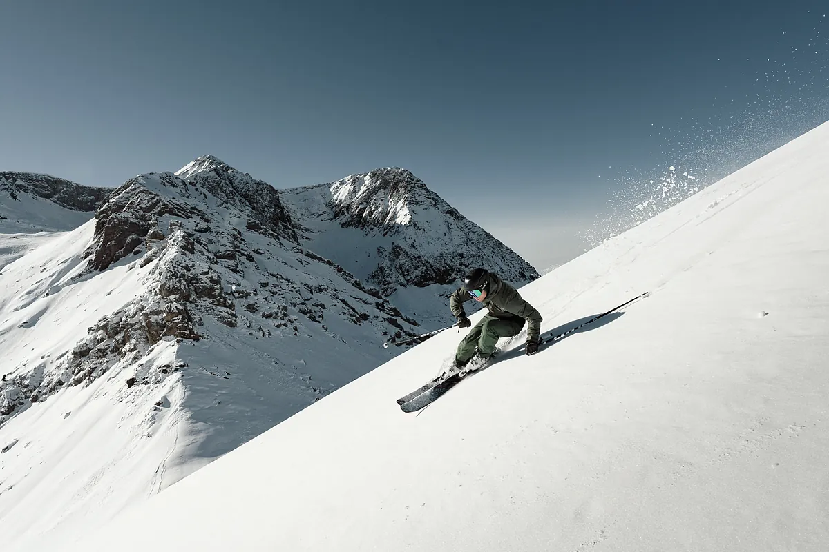 La nieve española suma visitantes y crece en inversión
