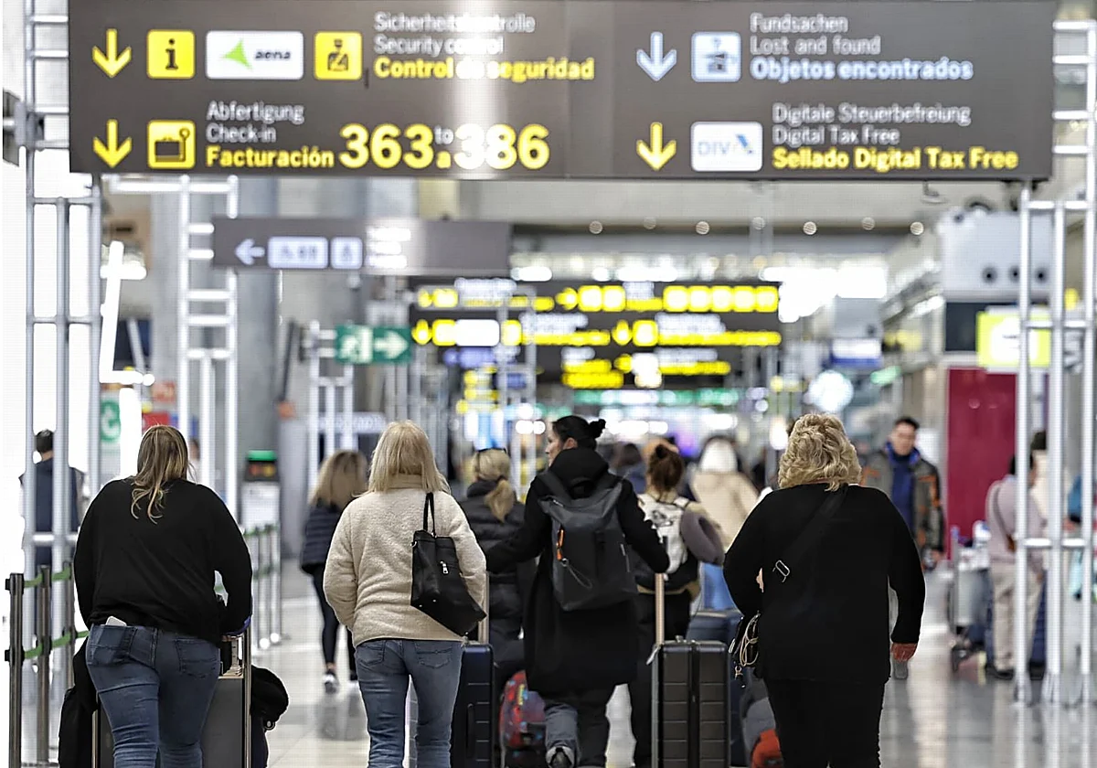 El aeropuerto de Málaga opera con normalidad 261 vuelos pese a la borrasca