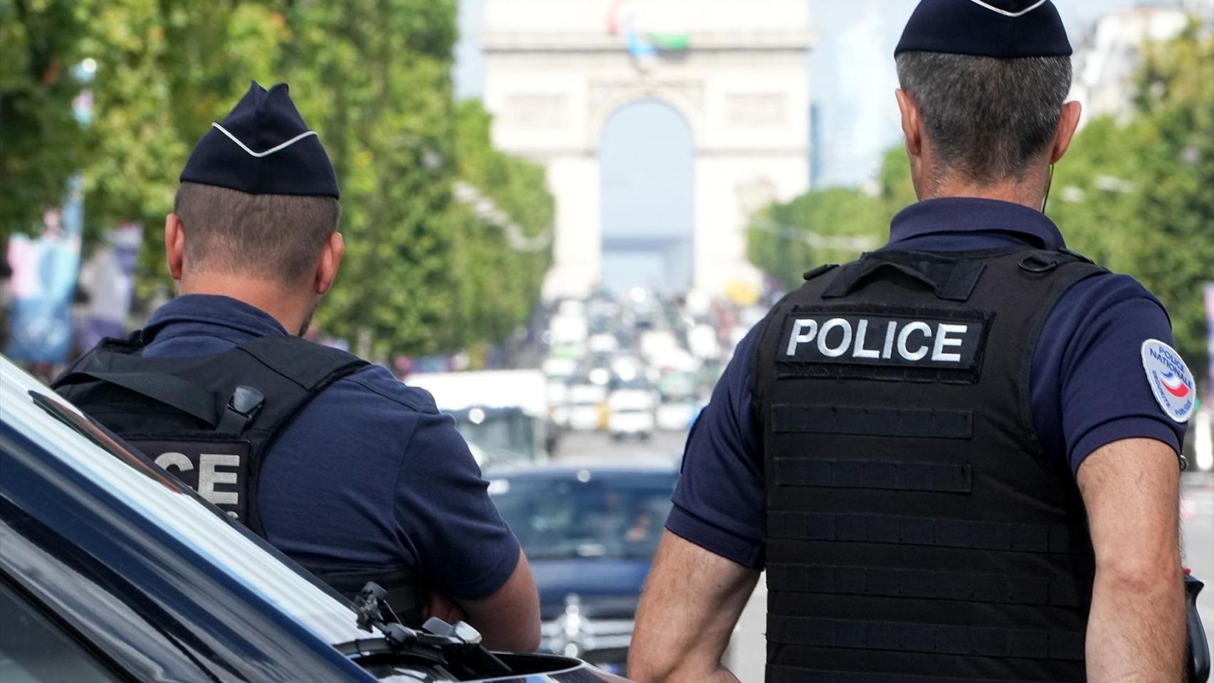 Imputan a 10 hombres por drogar y violar a un niño de 5 años en Francia con la "complicidad" de su padre