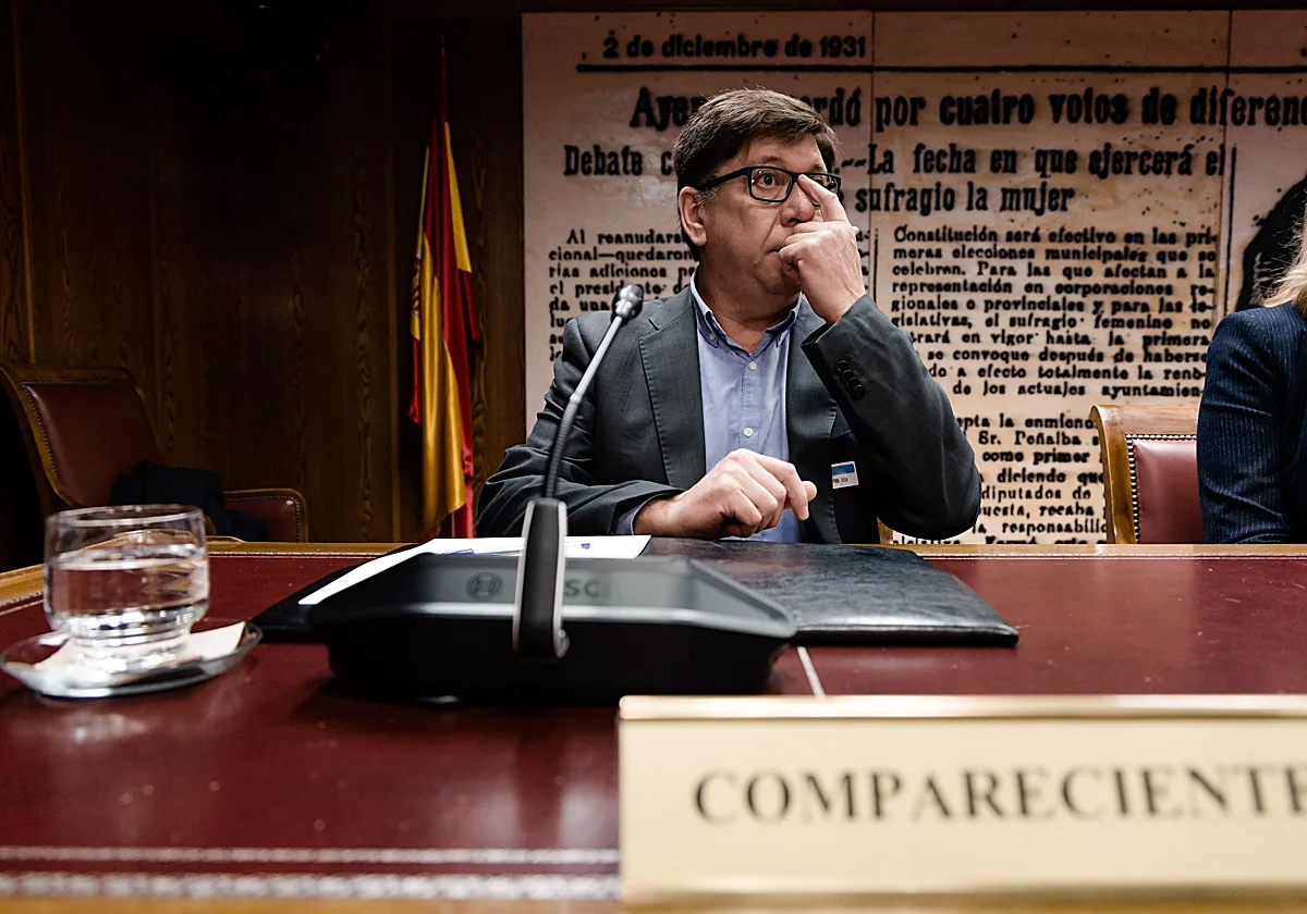 Salazar niega el acoso sexual en el Senado y el PSOE insiste en sus acusaciones