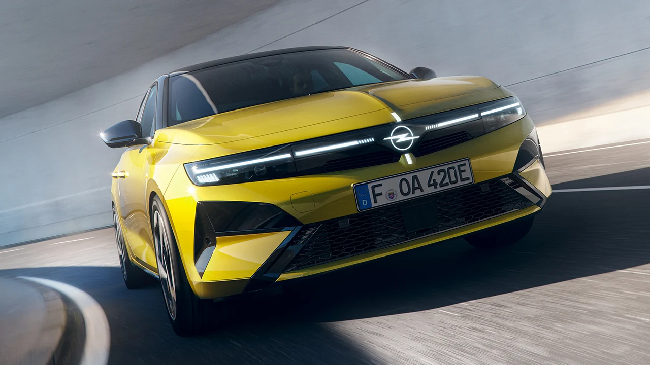 Ya conocemos los precios del Opel Astra 2026, un compacto mejorado con versiones ECO y CERO que supera los 190 CV