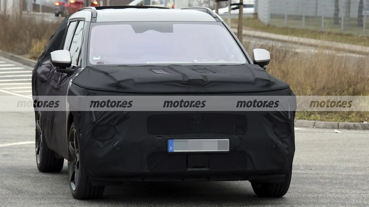 El Hyundai TUCSON 2027 vuelve a escena y estas nuevas fotos espía dejan ver más de lo que deberían