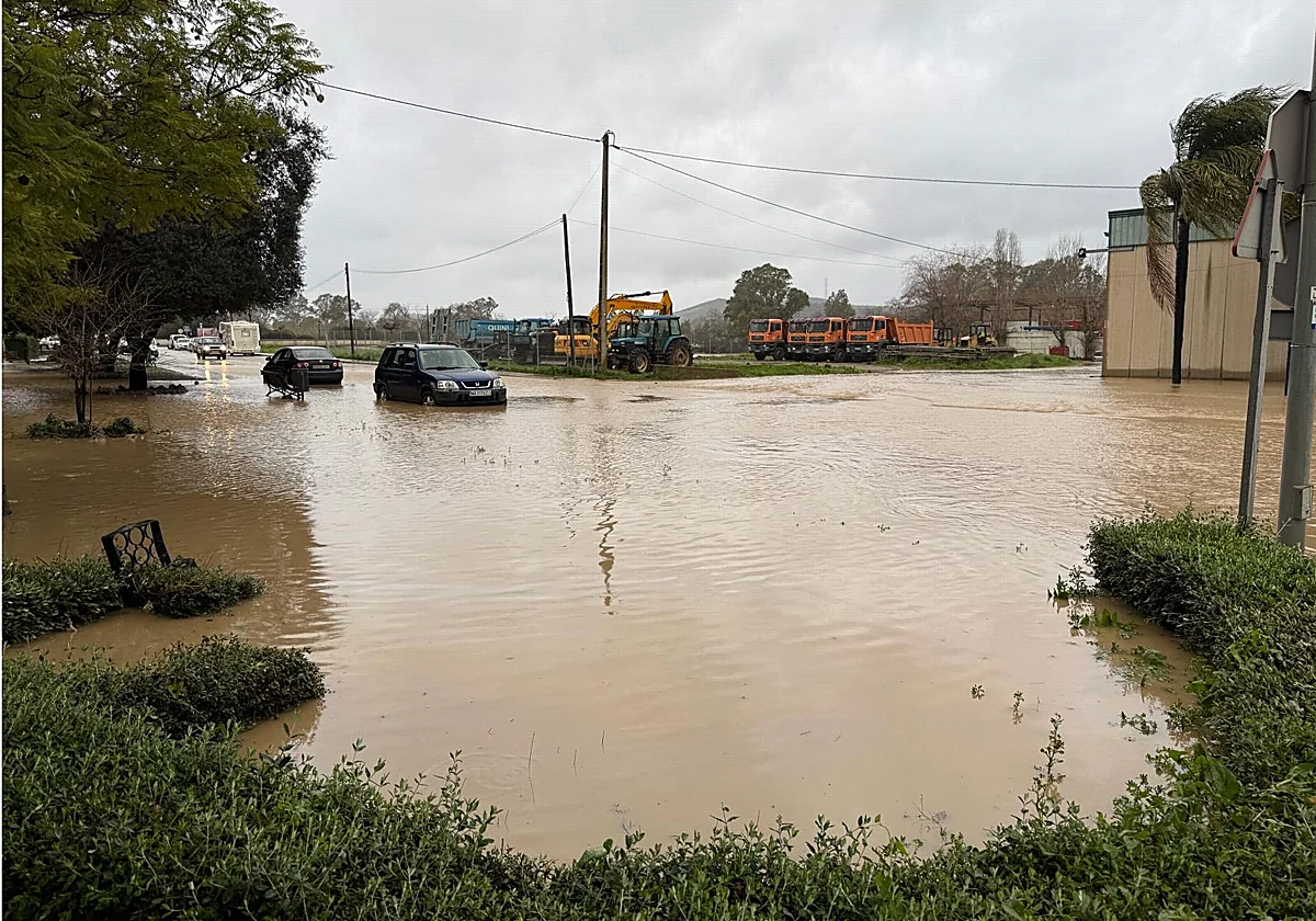 La 'zona cero' de Leonardo en Málaga: Secadero se convierte en una isla sin luz, sin móvil, sin acceso a comida, médico ni policía