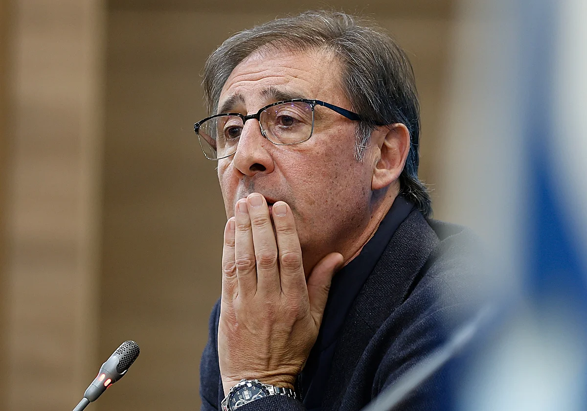 Loren Juarros: «Yo renuevo a Funes si me lo mandan»