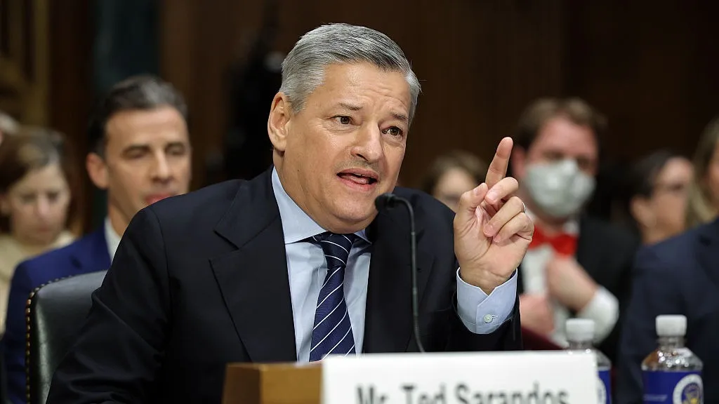 Netflix defiende su fusión con Warner y recuerda que “si resulta caro, pueden cancelar”