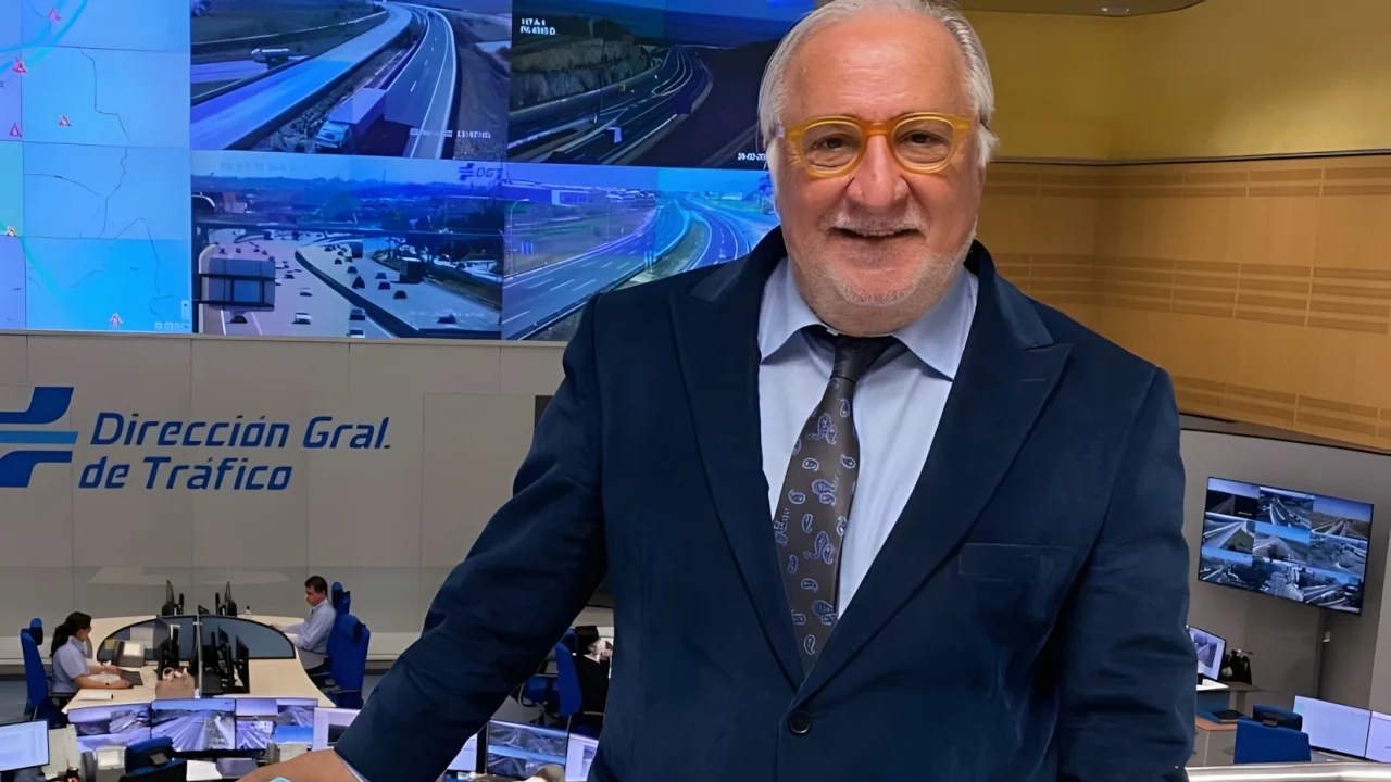 Pere Navarro, director de la DGT: en España se usa mucho el coche porque “no hay negocio detrás” de los desplazamientos a pie