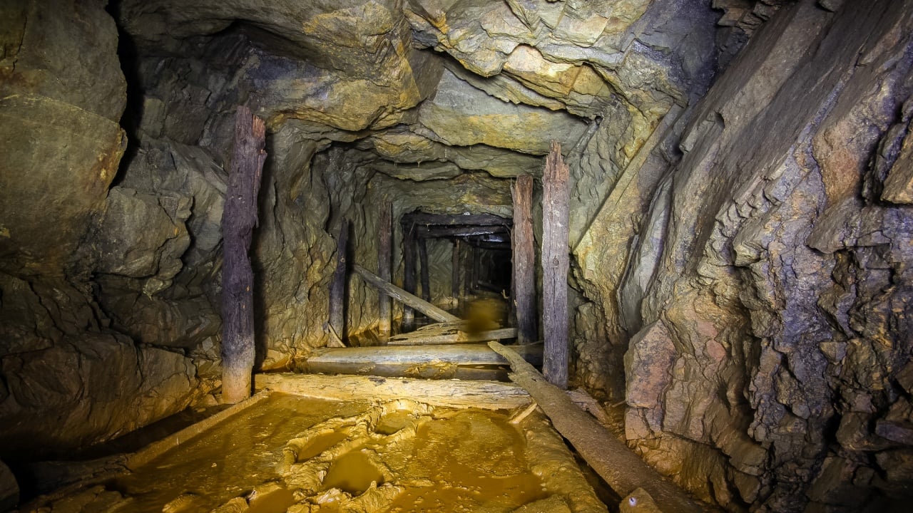 La nueva cartografía minera de Galicia destapa un potencial estratégico clave para el coche eléctrico y las energías renovables