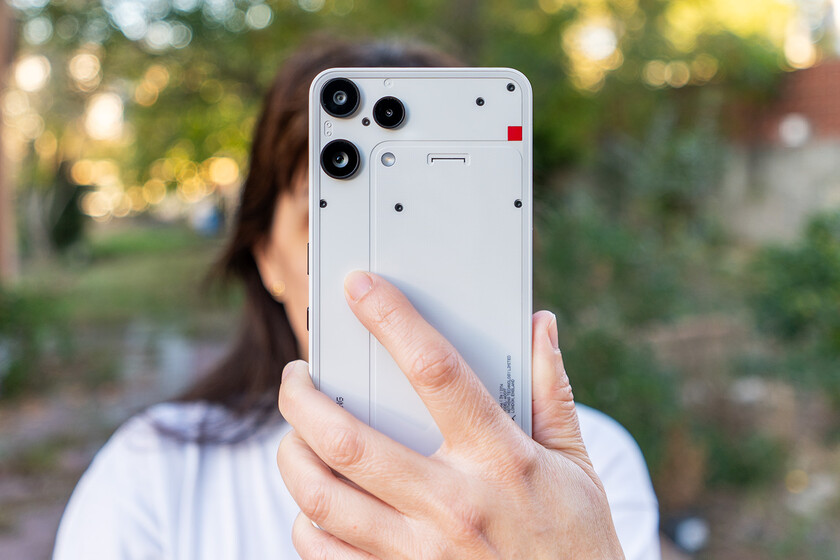 Nothing Phone (3a) Lite, análisis: parece magia negra que un móvil así cueste menos de 250 euros
