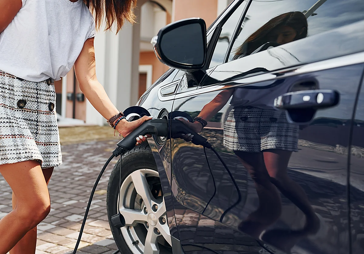 Cómo conseguir los 4.500 euros de descuento del nuevo Plan Auto+ 2026 (el nuevo Moves)