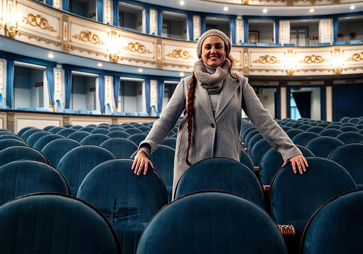 Klaudya, the Malaga diva who sings in hotels and has triumphed on Spanish TV