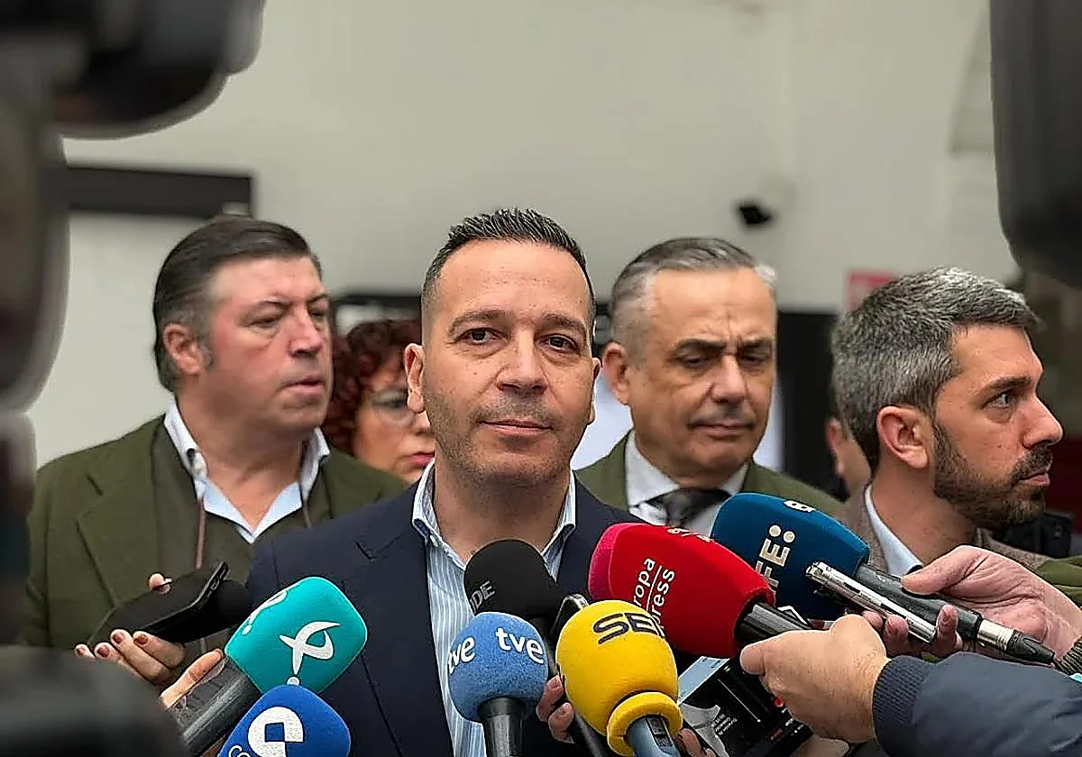 Vox dice que el correo de Guardiola en el que le pedía otra reunión cayó a la carpeta de spam