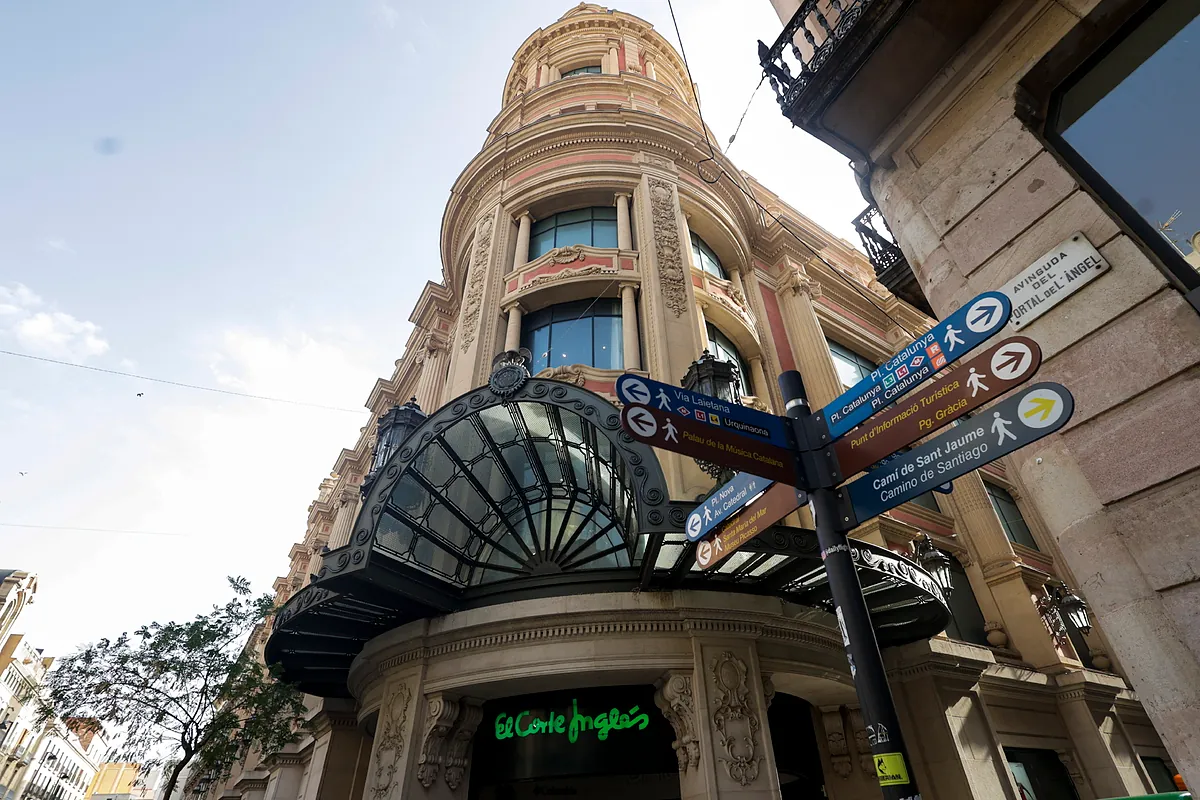 Uniqlo y TK Maxx preparan su desembarco en el Portal de l'Àngel