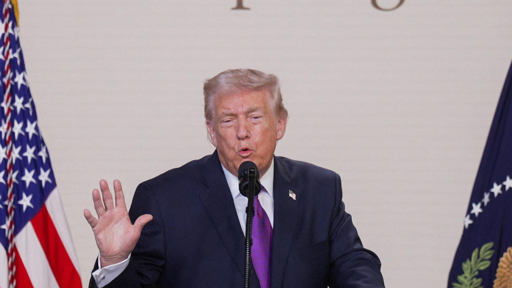 Trump pide rebautizar con su nombre un aeropuerto y una parada de metro o bloqueará un plan ferroviario en Nueva York