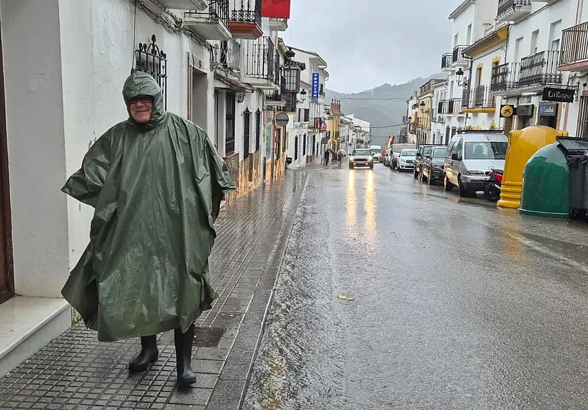 Inquietud en Cortes de la Frontera: «En uno de los temblores la cama se ha movido»