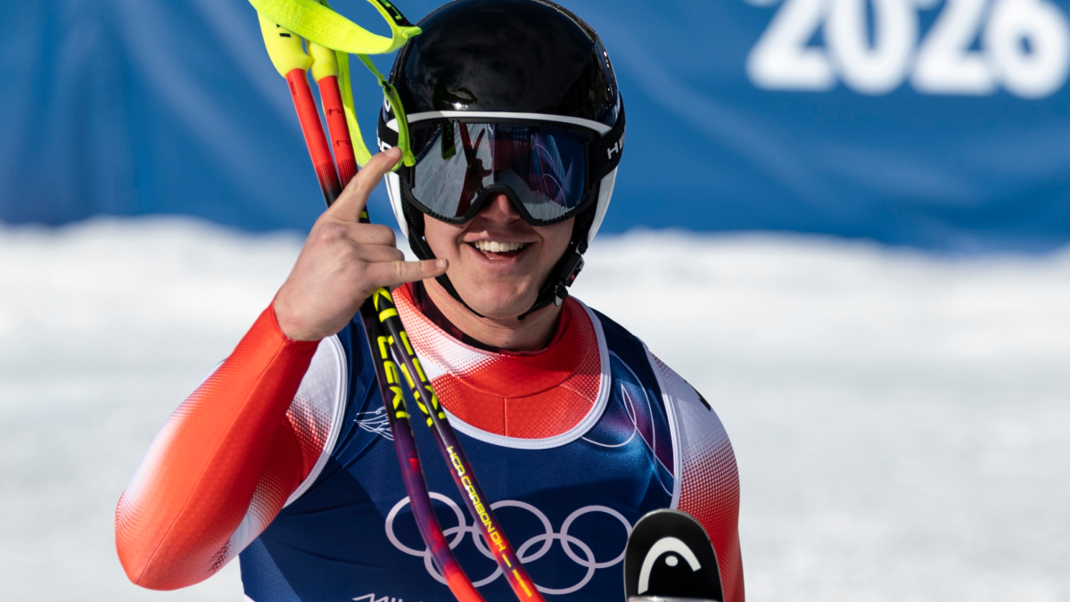 Franjo Von Allmen es oro en descenso con una bajada monstruosa