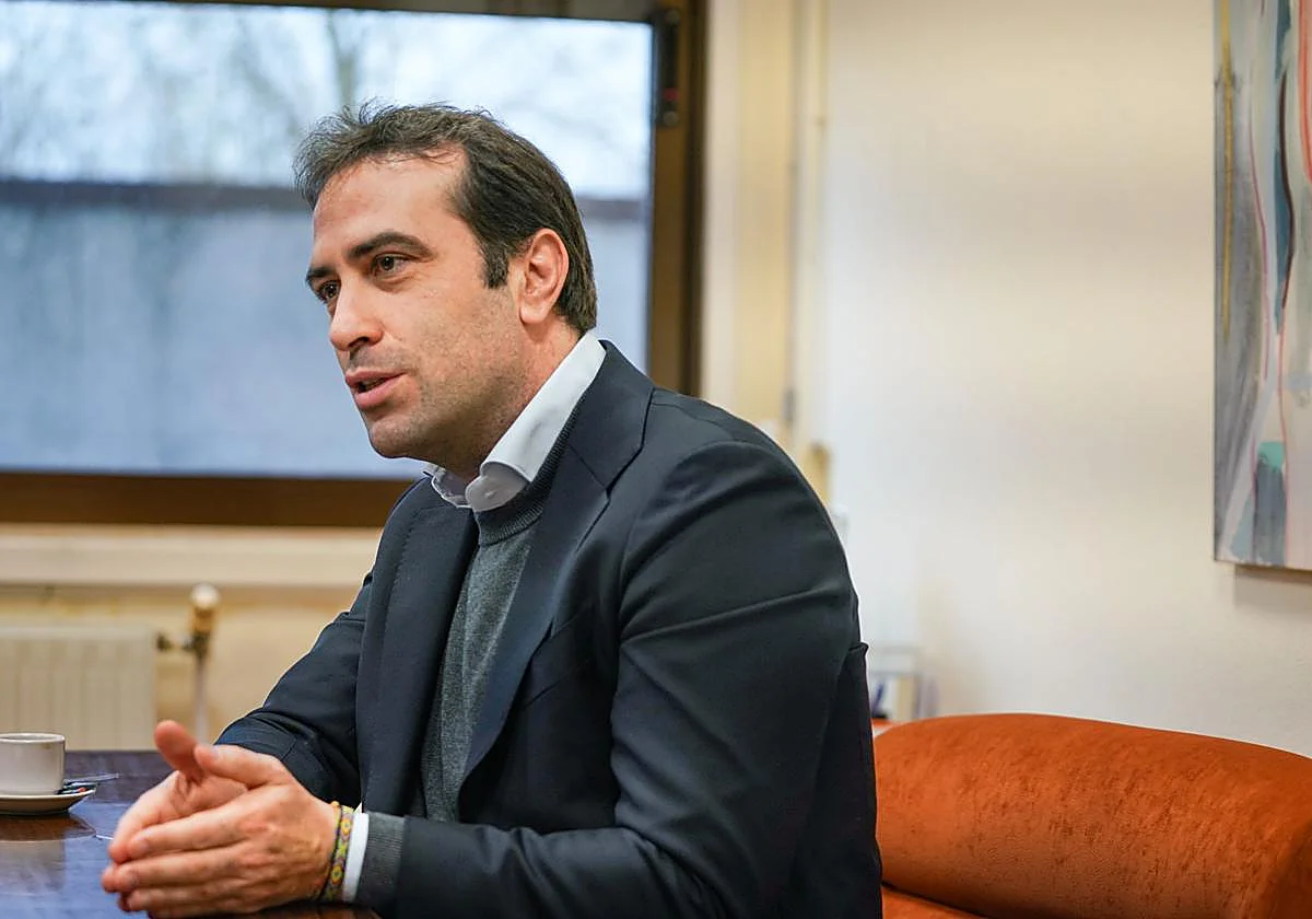 Sobre suceder a Montero: «Todos estamos a lo que nos pida el presidente»