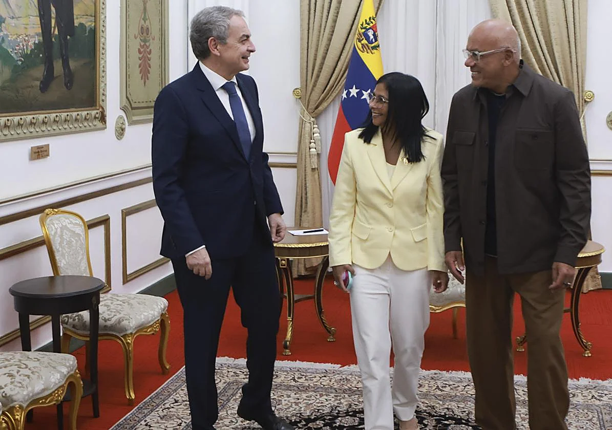 La UDEF certifica que Zapatero cobró cerca de medio millón de euros del asesor de Plus Ultra