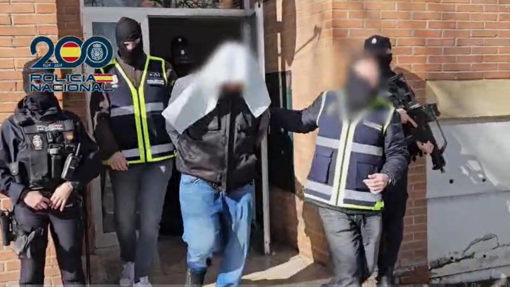 Un yihadista de Daesh, detenido en Madrid: "Me tengo que contener para no clavarle un destornillador a un policía"