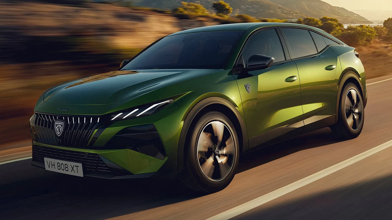 Estos son los precios del nuevo Peugeot 408 2026 con hasta 240 CV y una versión eléctrica mejorada
