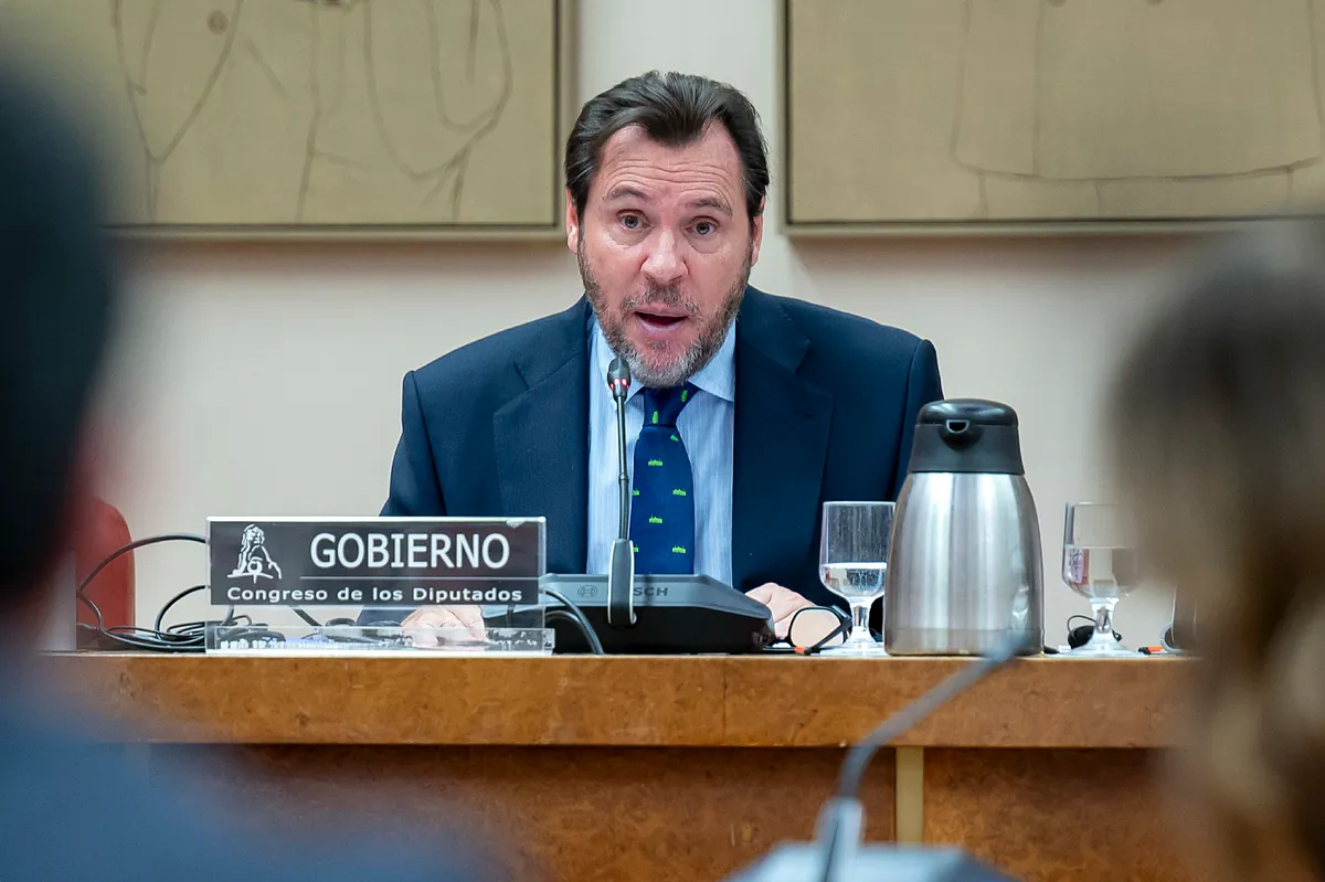 Puente anuncia operación de 2.800 millones en Arabia Saudí y la continuidad de Renfe en el 'AVE a La Meca'