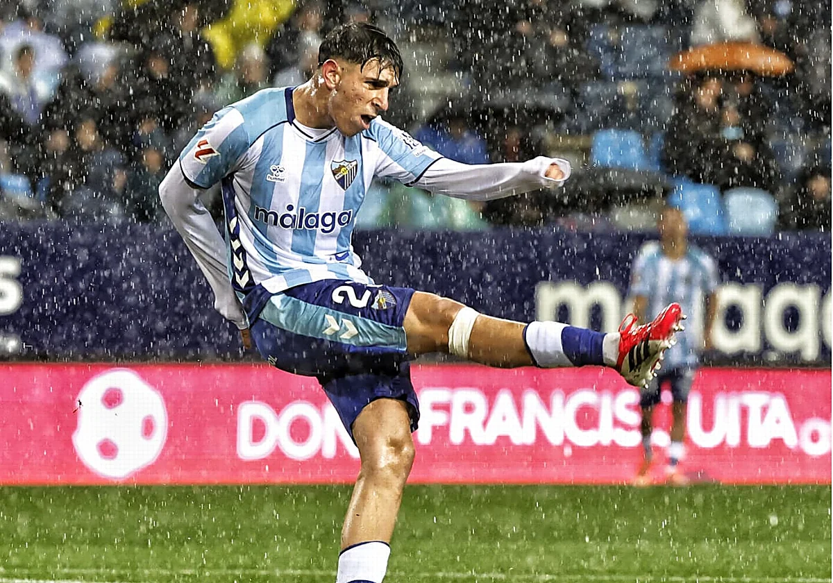 ¿Lloverá esta noche en el Málaga-Cultural Leonesa?