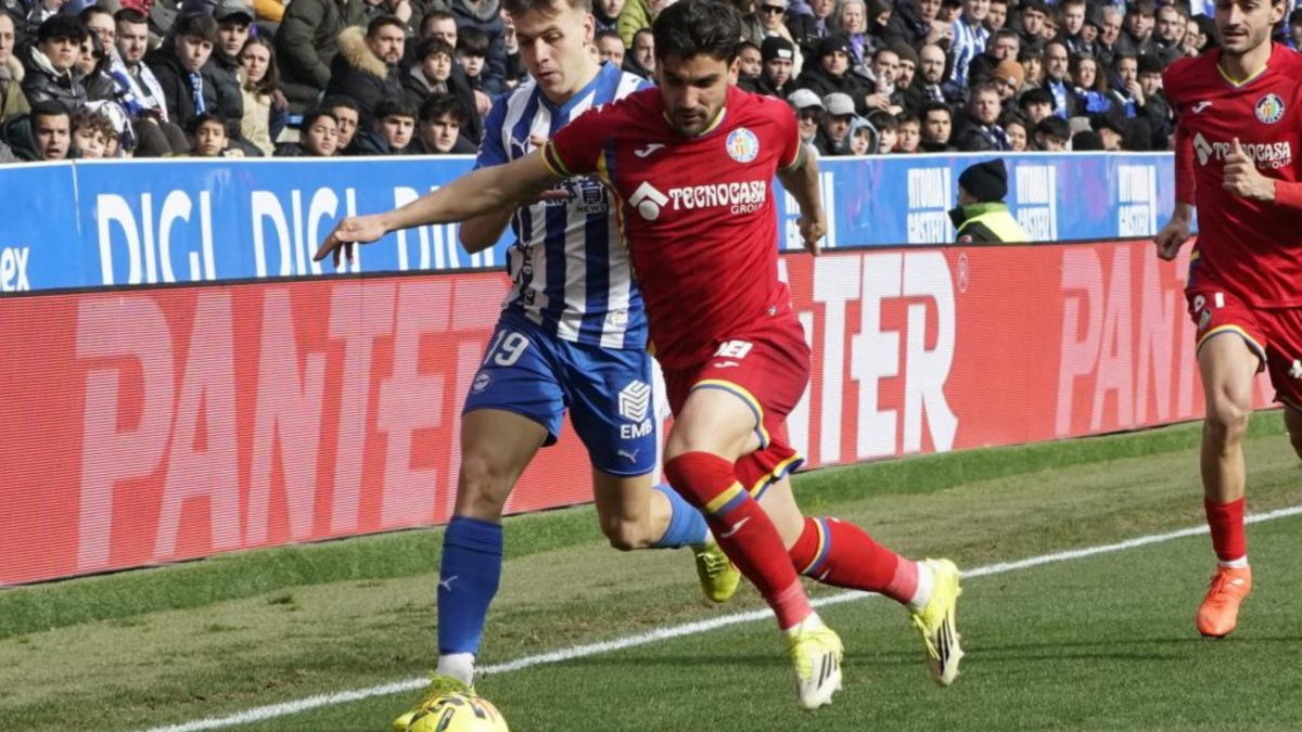 40 faltas en el Alavés-Getafe para subir al podio de LaLiga