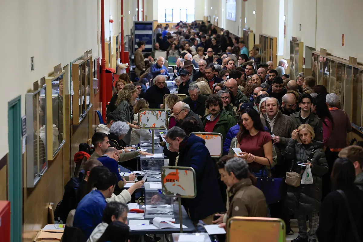 Sondeos: el PP gana las elecciones de Aragón pero necesita a Vox para gobernar y el PSOE se hunde