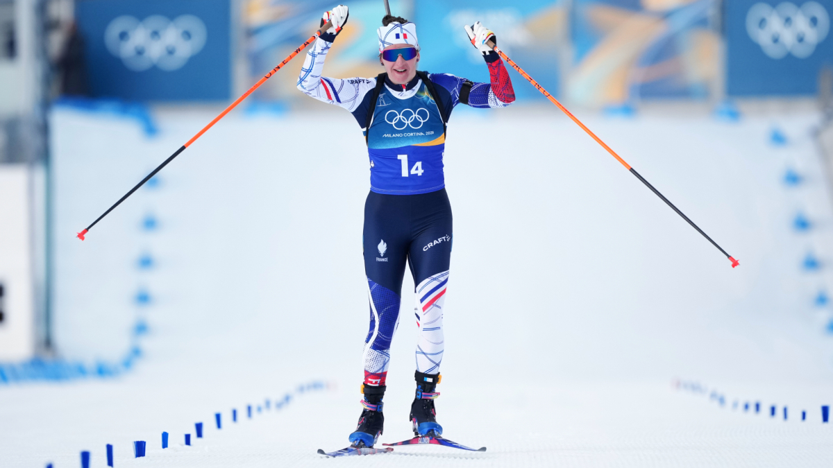 El oro de Julia Simon, la estrella que robaba dinero a sus compañeras