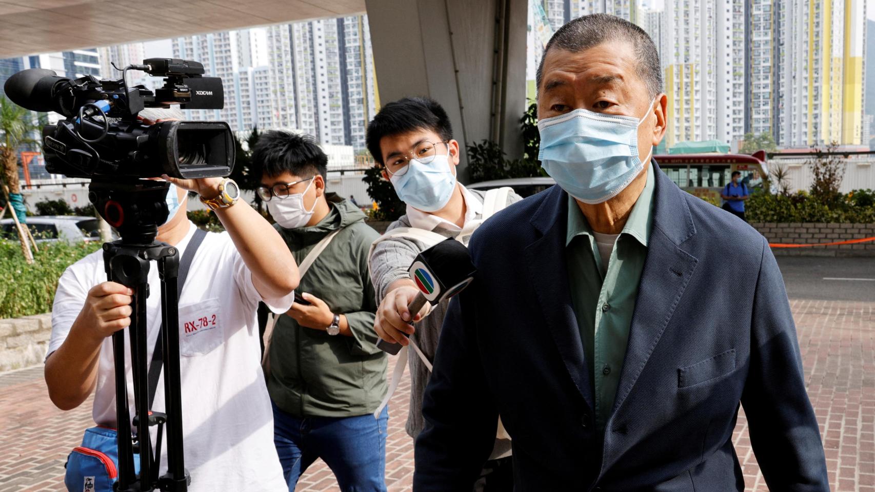 Hong Kong condena a 20 años de cárcel a Jimmy Lai, activista prodemocracia y magnate de los medios, por conspiración