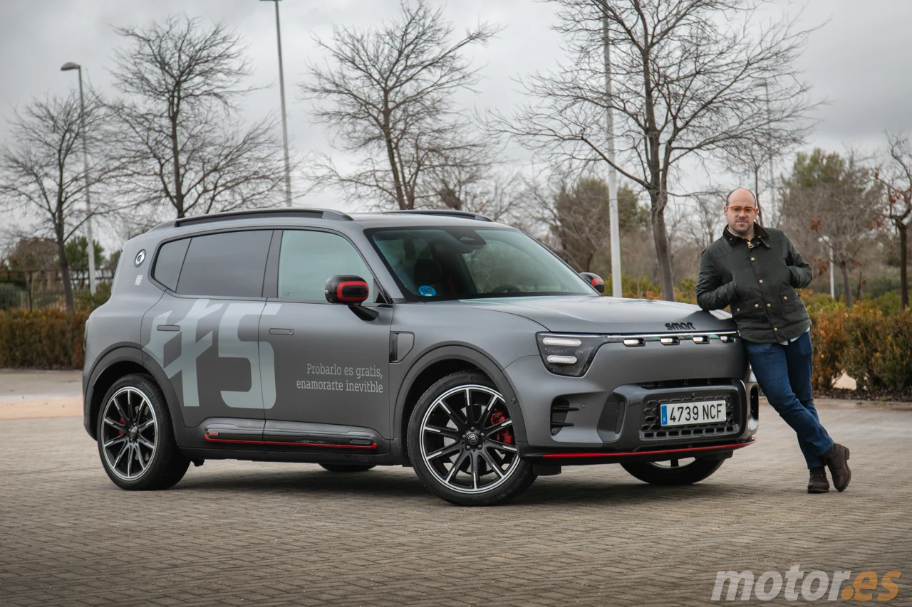 Este coche debería venderse mucho más: es mejor que el Tesla Model Y y tiene el sello de calidad de Mercedes