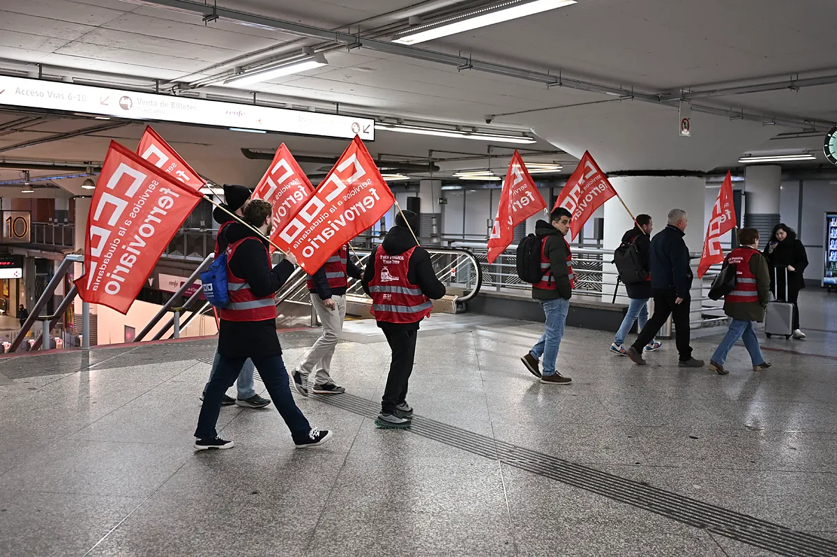 Arranca una huelga ferroviaria de tres días con cientos de trenes cancelados