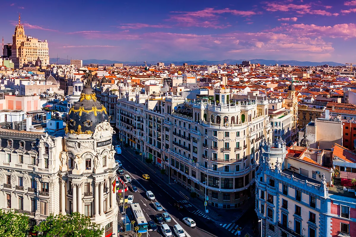 El precio del alquiler modera su subida al 5,3% en enero y ya cae en nueve capitales