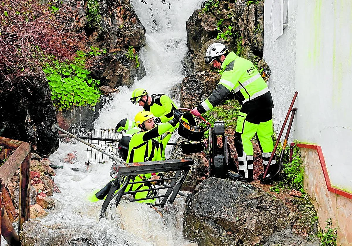 Storms Leonardo and Marta subside in Andalucía: river levels and schools update