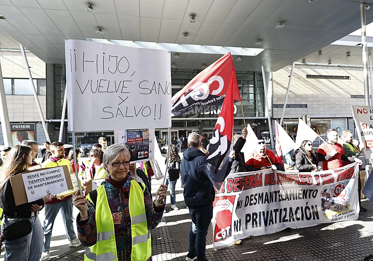«Han obligado a hacer servicios mínimos a compañeros a pesar de que no hay trenes en Málaga»