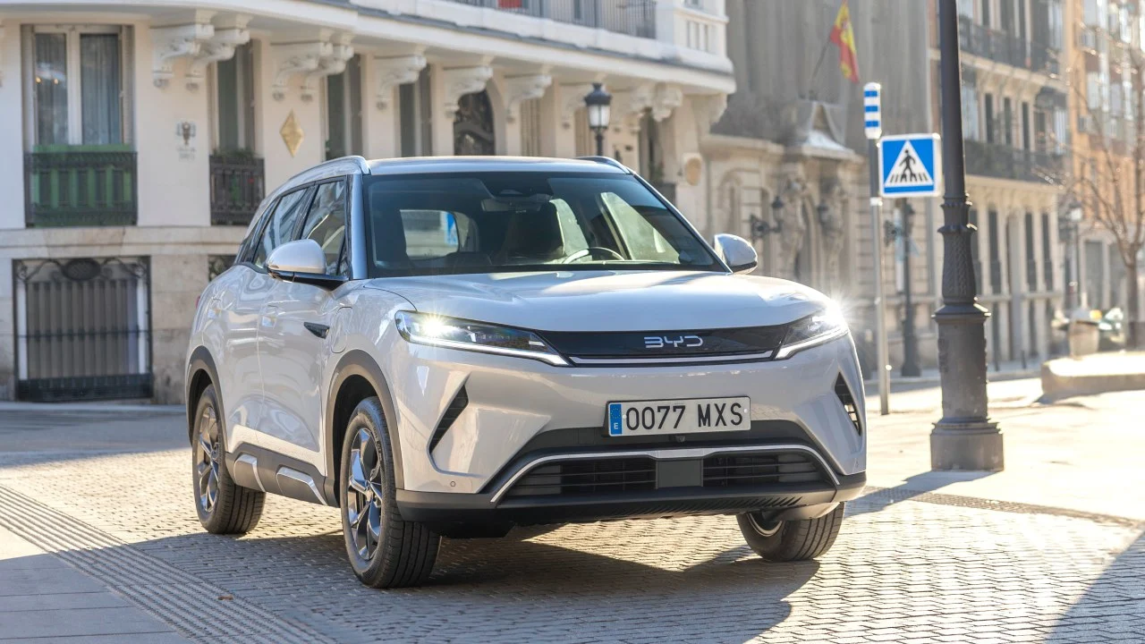 BYD repite jugada en Europa tras el Dolphin Surf: otro eléctrico esquiva aranceles y apunta a ser aún más barato