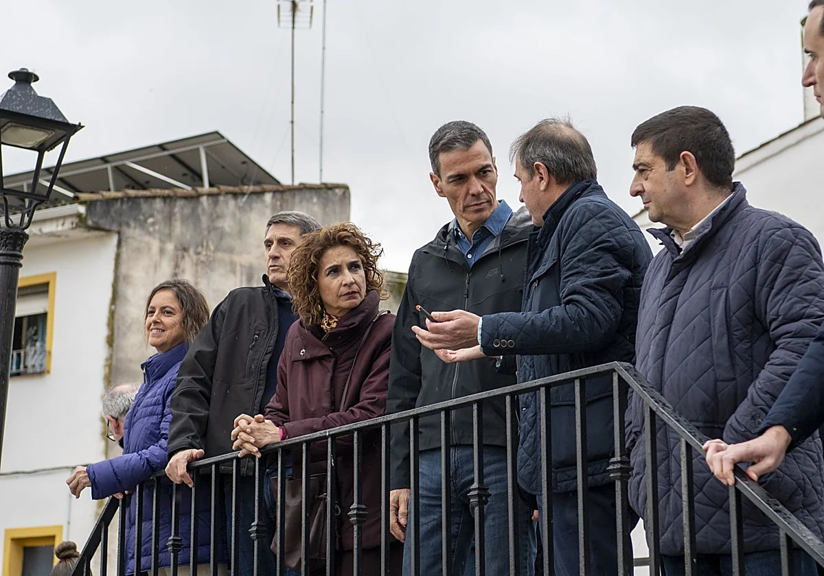 Pedro Sánchez sitúa a Montero al frente del reparto de las ayudas por el temporal