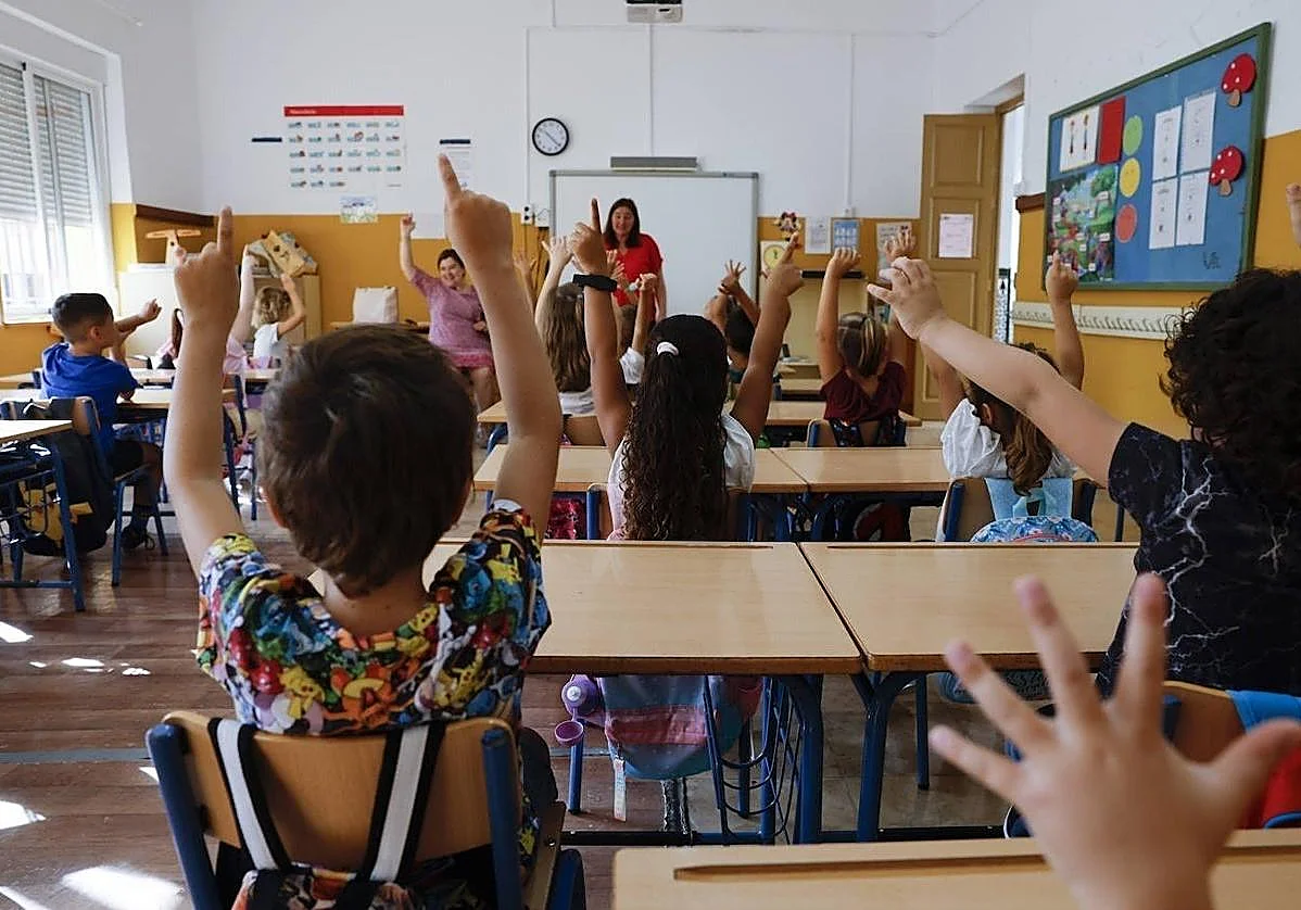 Más de una treintena de colegios de Andalucía siguen sin clases este martes, dos de ellos de Málaga