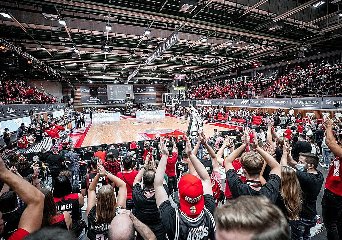 Un «gimnasio de colegio» acogerá el Unicaja-Wurzburgo