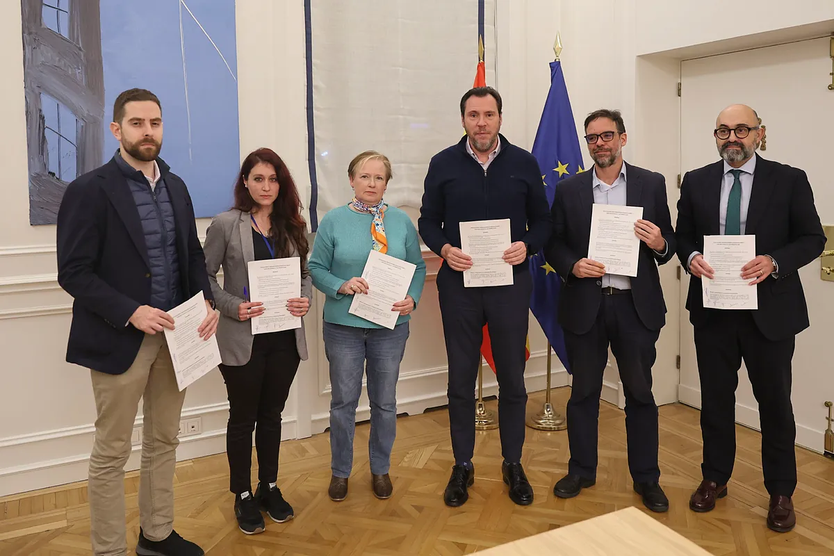 Freno a la huelga, pero sigue la crisis del tren