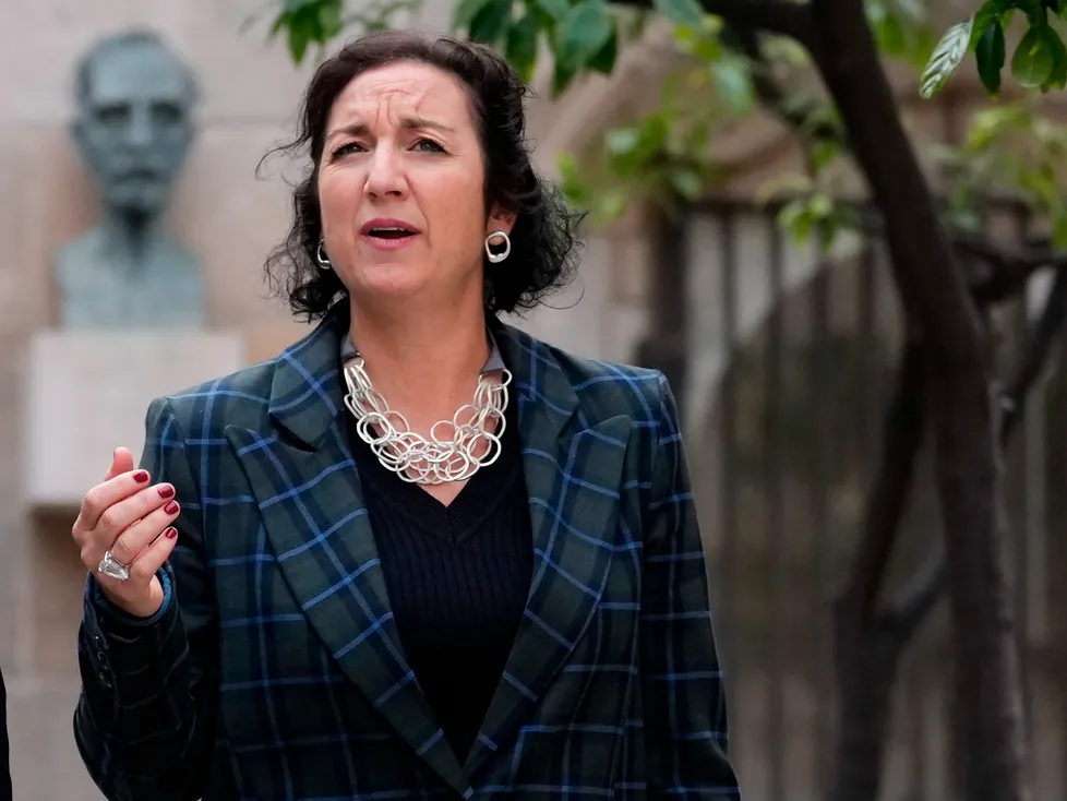 La Generalitat firmará por primera vez en 14 años su primer crédito para financiar nueva deuda