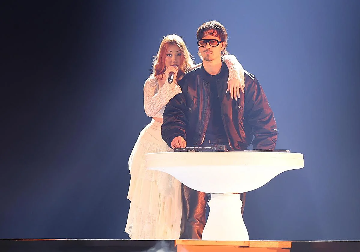 «Tú te quedas, yo me voy»: el Benidorm Fest mira al pasado y se despide de Eurovisión en la primera semifinal