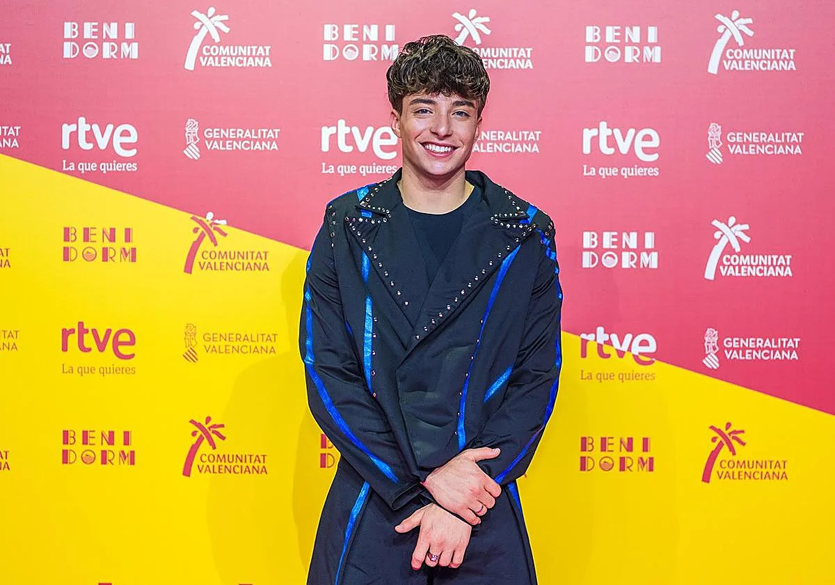 Izan Llunas, el nieto de Dyango que ha dado la sorpresa en el Benidorm Fest: «Soy un cortado con seguridad»