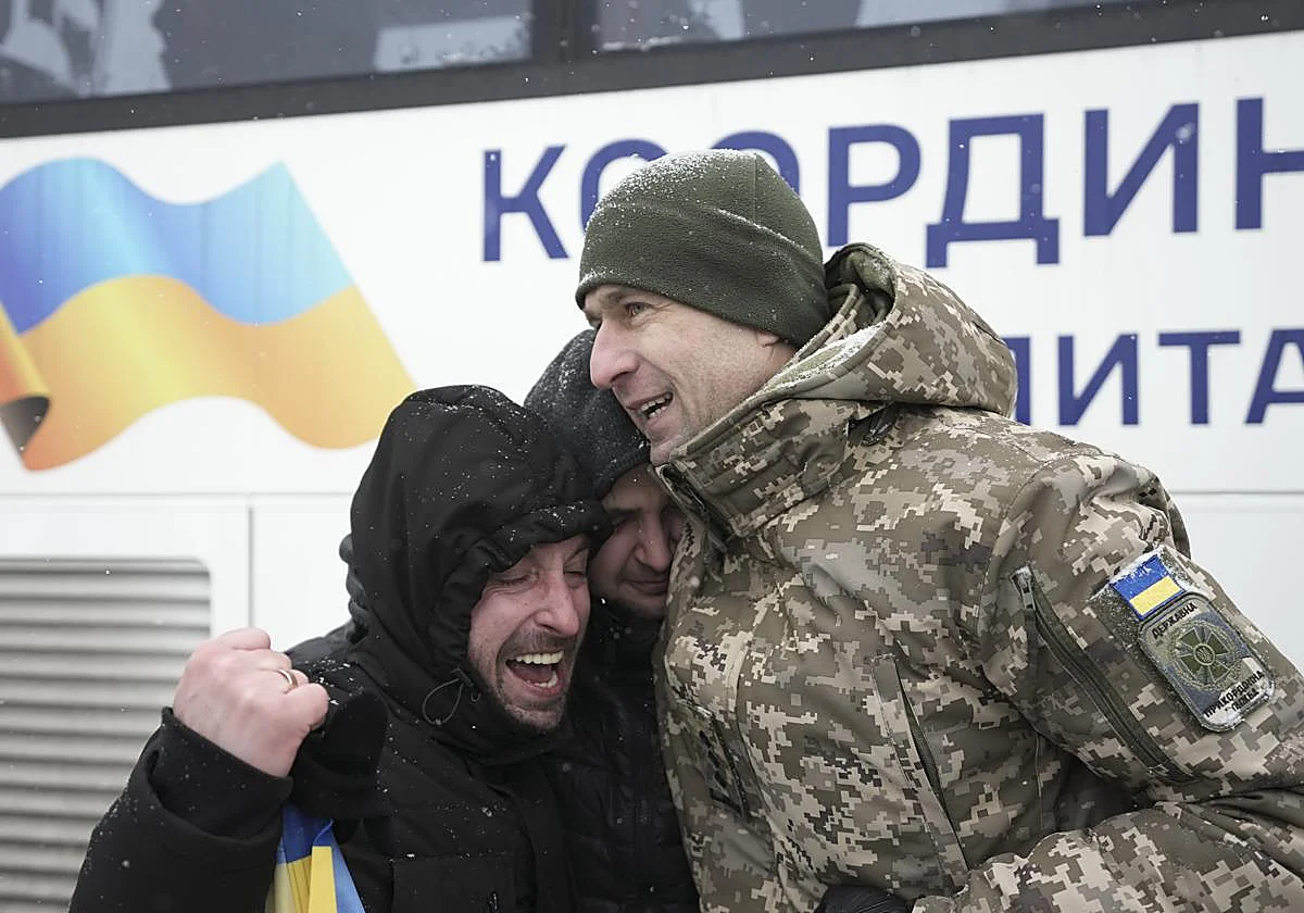 Ucrania acepta una nueva ronda de negociaciones entre dudas sobre las elecciones